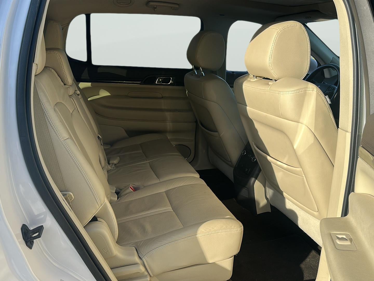 2019 Lincoln MKT Reserve