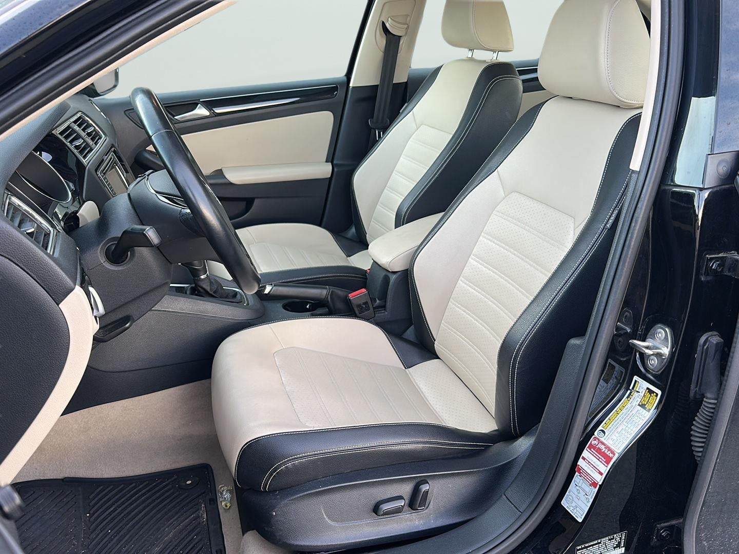 2016 Volkswagen Jetta 1.8T SEL Premium