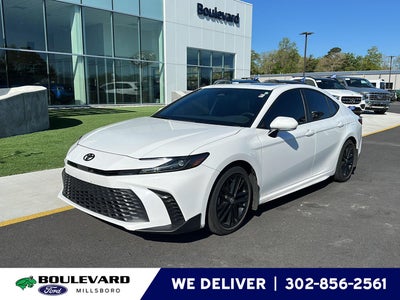 2025 Toyota Camry SE