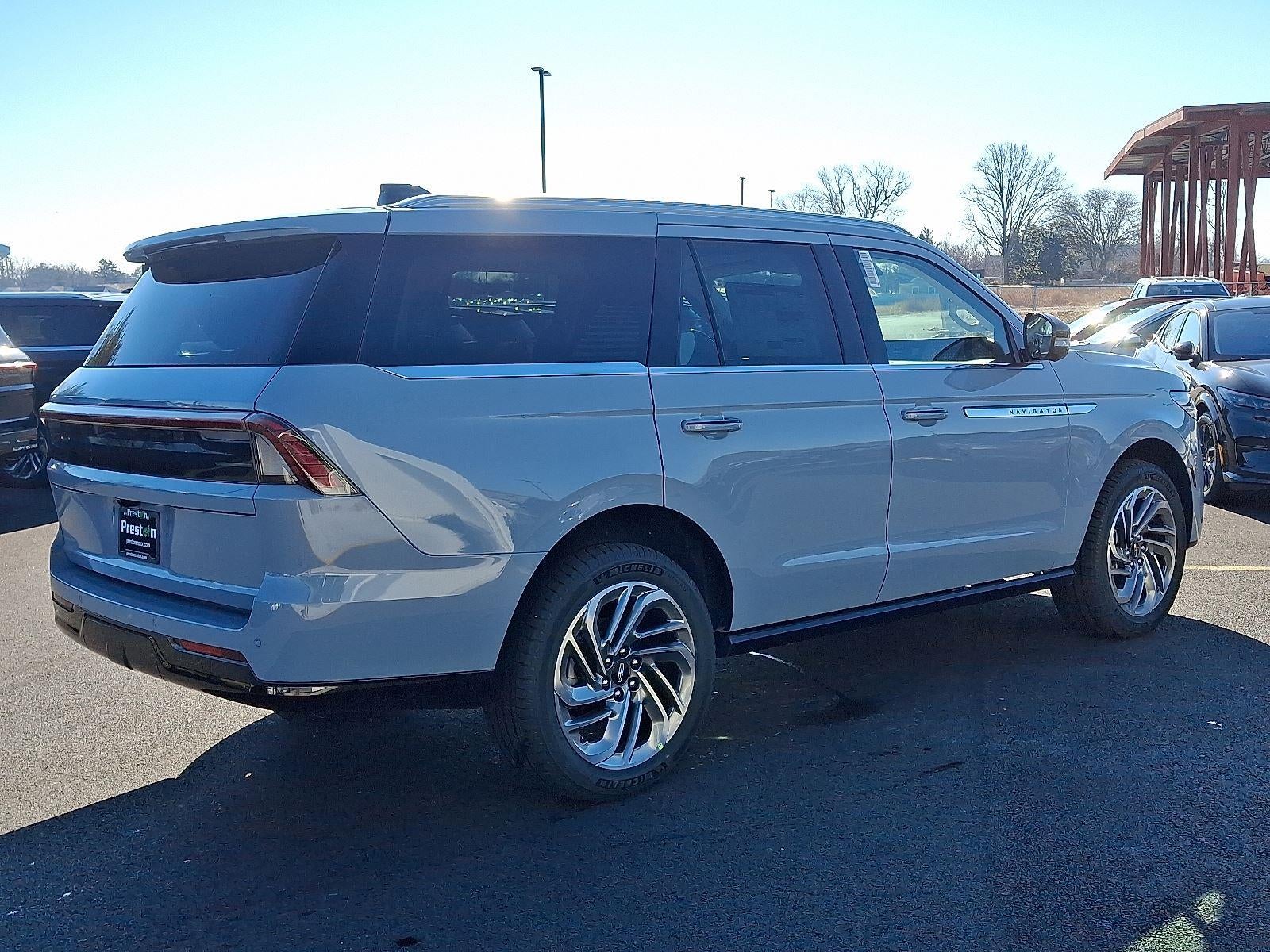 2025 Lincoln Navigator Reserve
