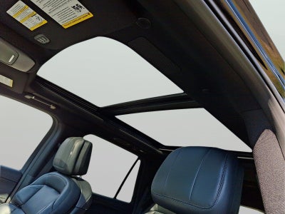 2027 Lincoln Navigator Reserve