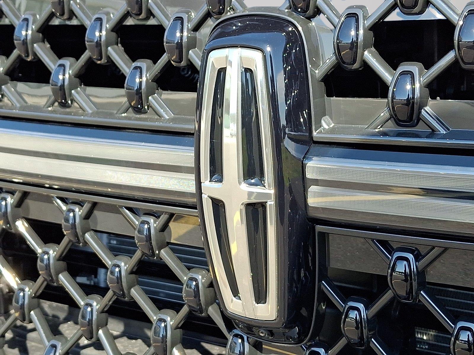 2027 Lincoln Navigator Reserve