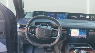 2025 Lincoln Navigator Black Label