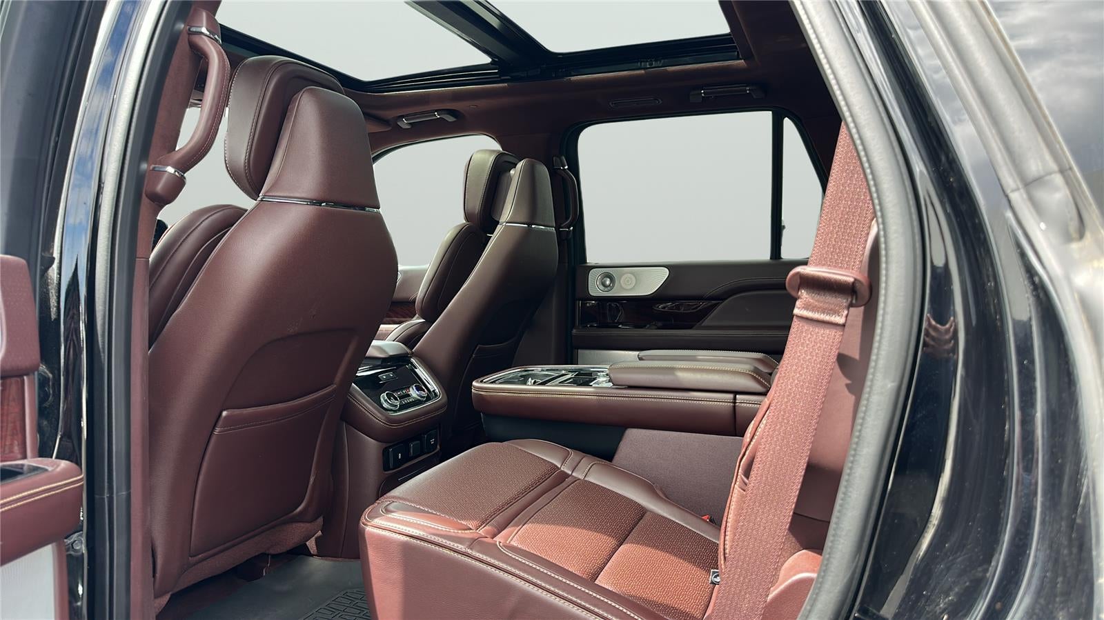 2018 Lincoln Navigator Black Label