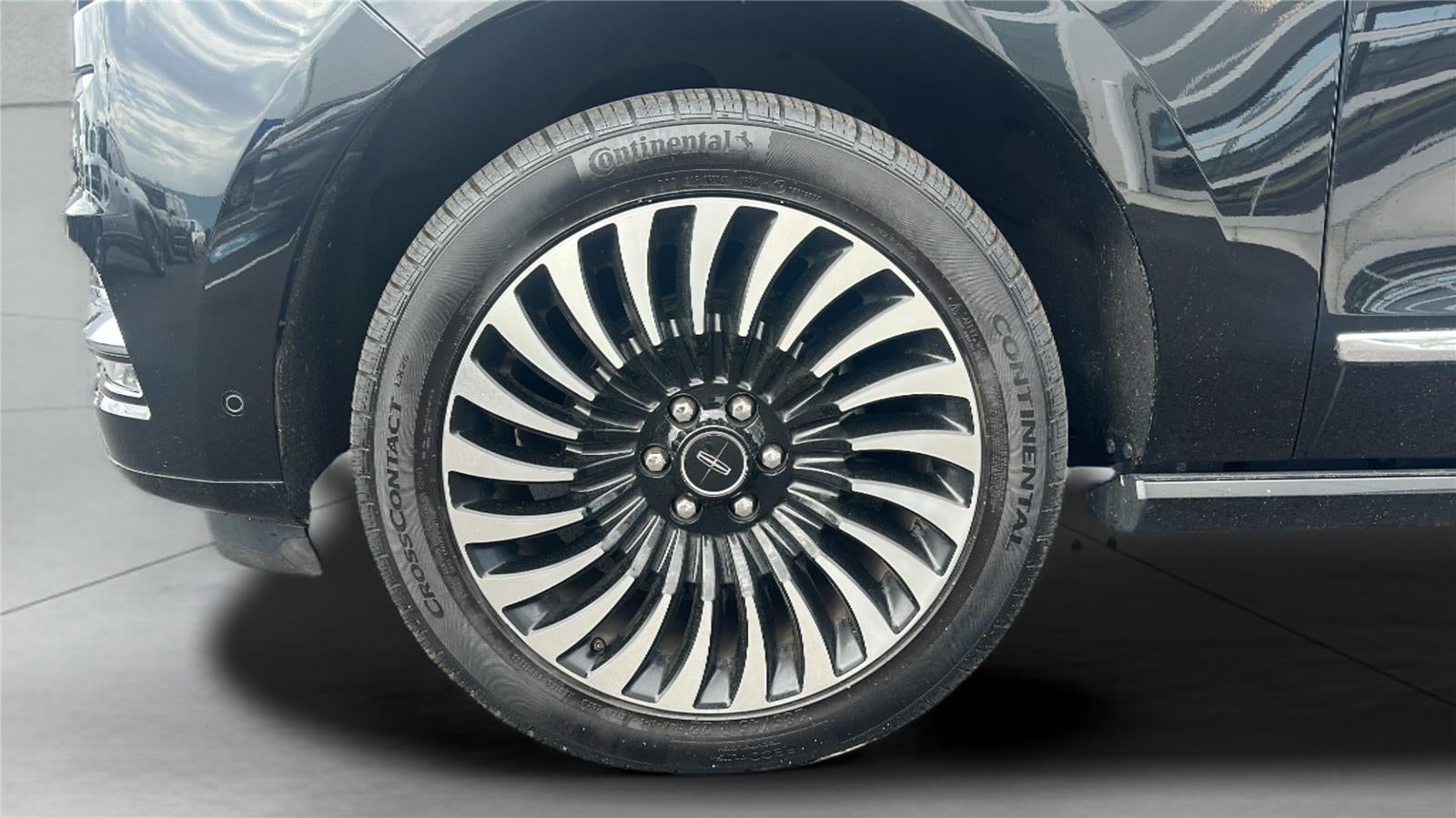 2018 Lincoln Navigator Black Label