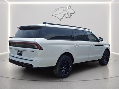 2026 Lincoln Navigator L Reserve