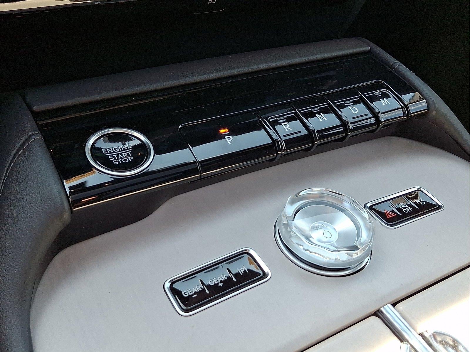 2027 Lincoln Navigator L Reserve