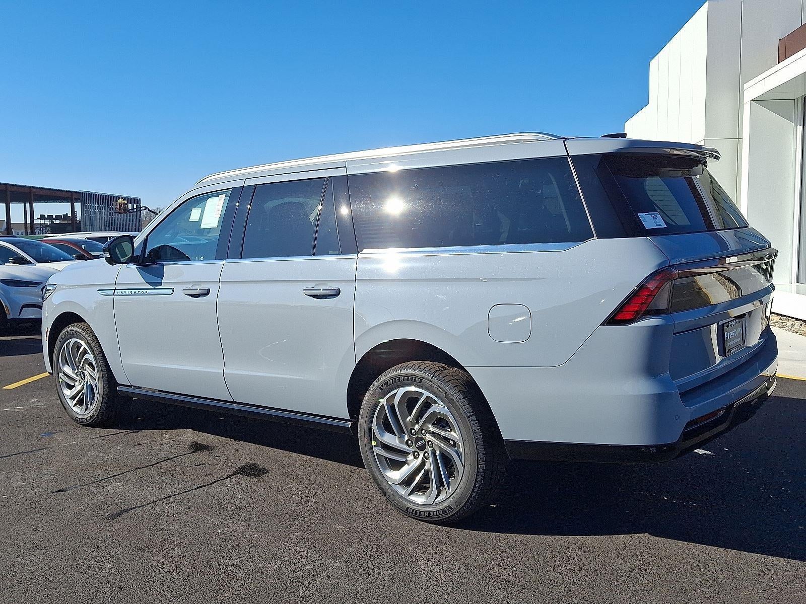 2025 Lincoln Navigator L Reserve