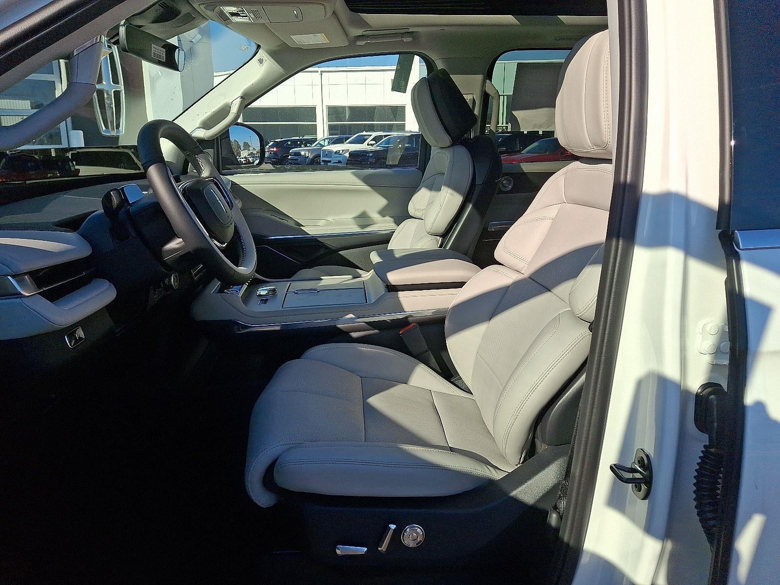 2026 Lincoln Navigator L Reserve