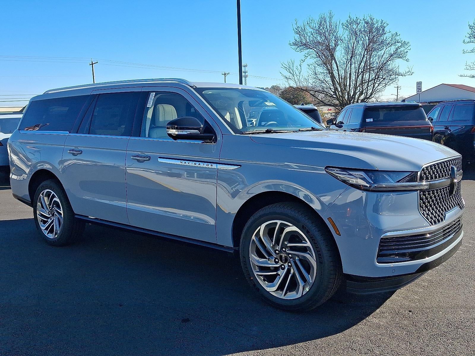 2025 Lincoln Navigator L Reserve