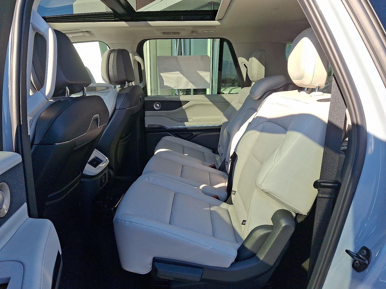 2025 Lincoln Navigator L Reserve