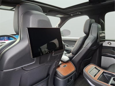 2025 Lincoln Navigator L Black Label