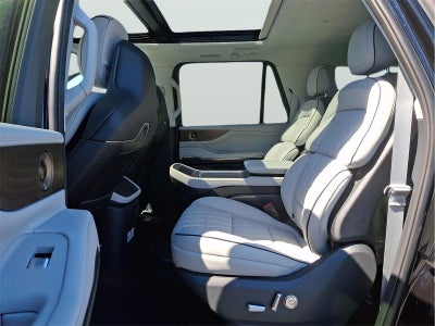 2026 Lincoln Navigator L Black Label