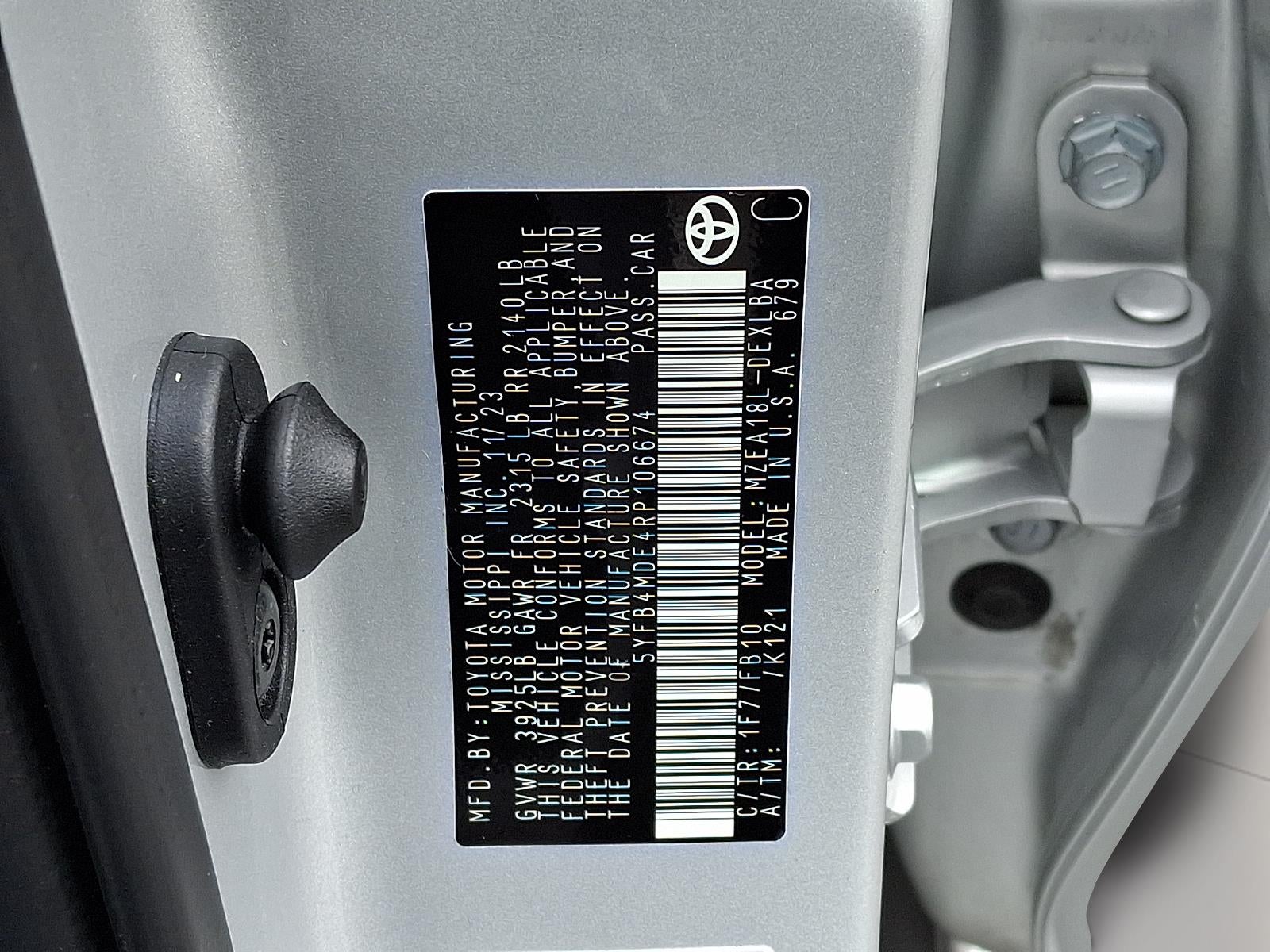 2024 Toyota Corolla LE