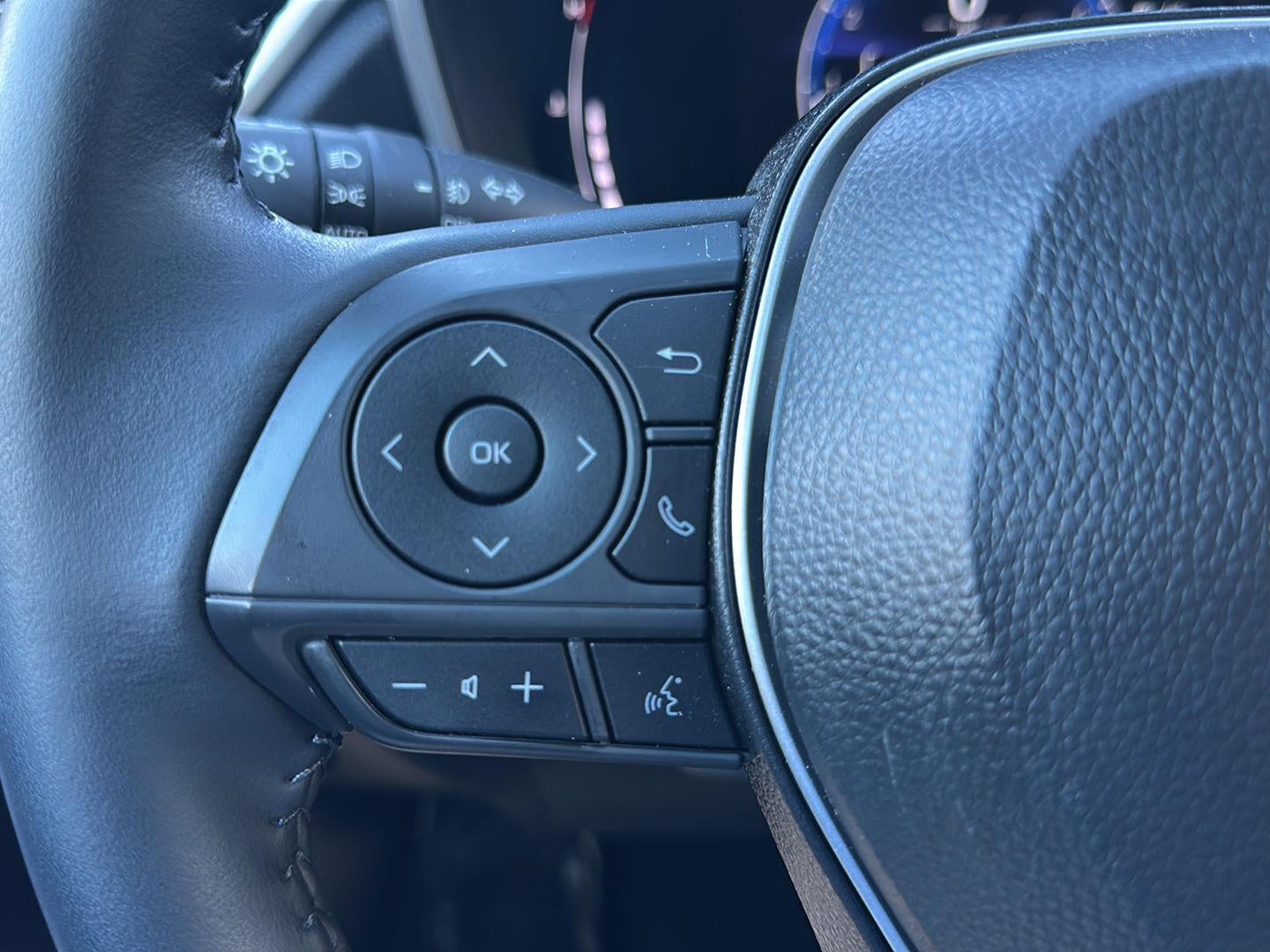 2025 Toyota Corolla Cross XLE