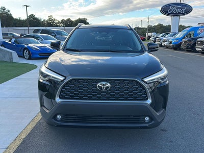 2025 Toyota Corolla Cross XLE