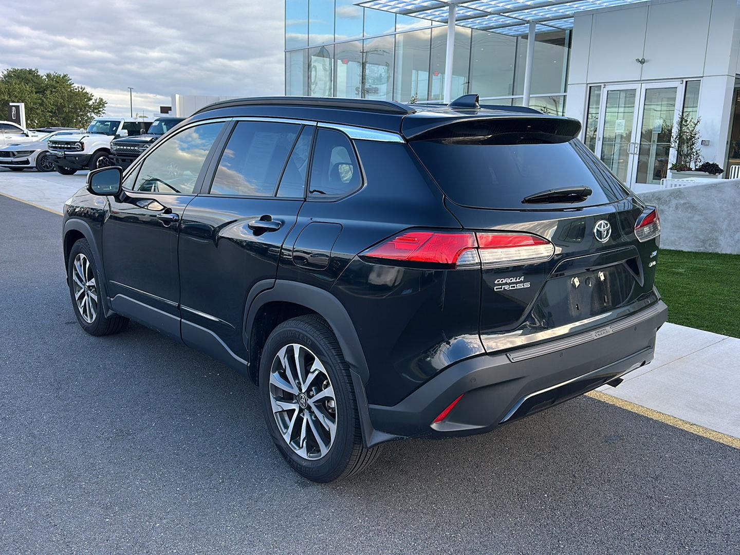 2025 Toyota Corolla Cross XLE