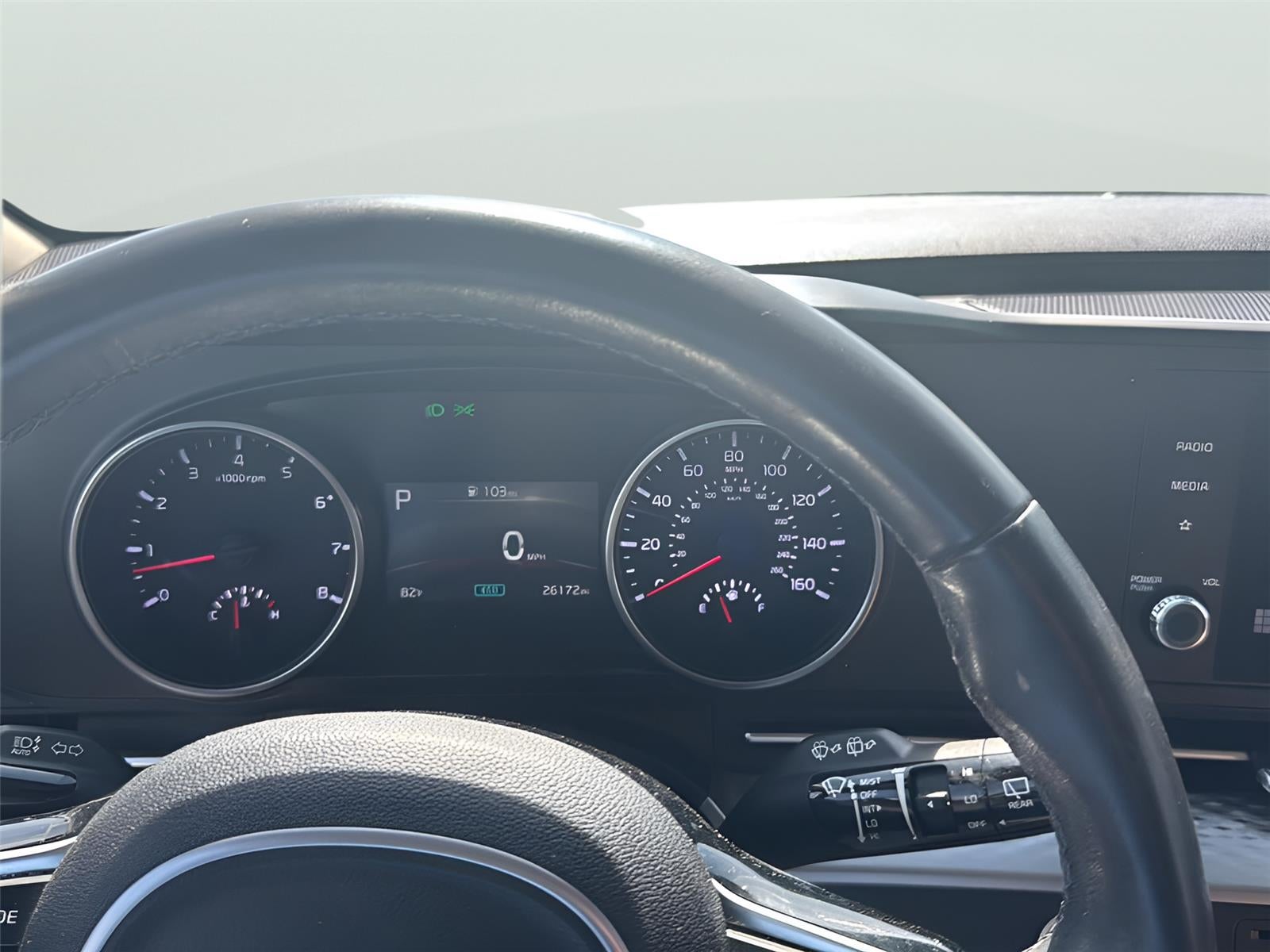 2024 Kia CARNIV LX