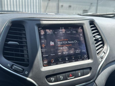 2023 Jeep Cherokee Altitude Lux