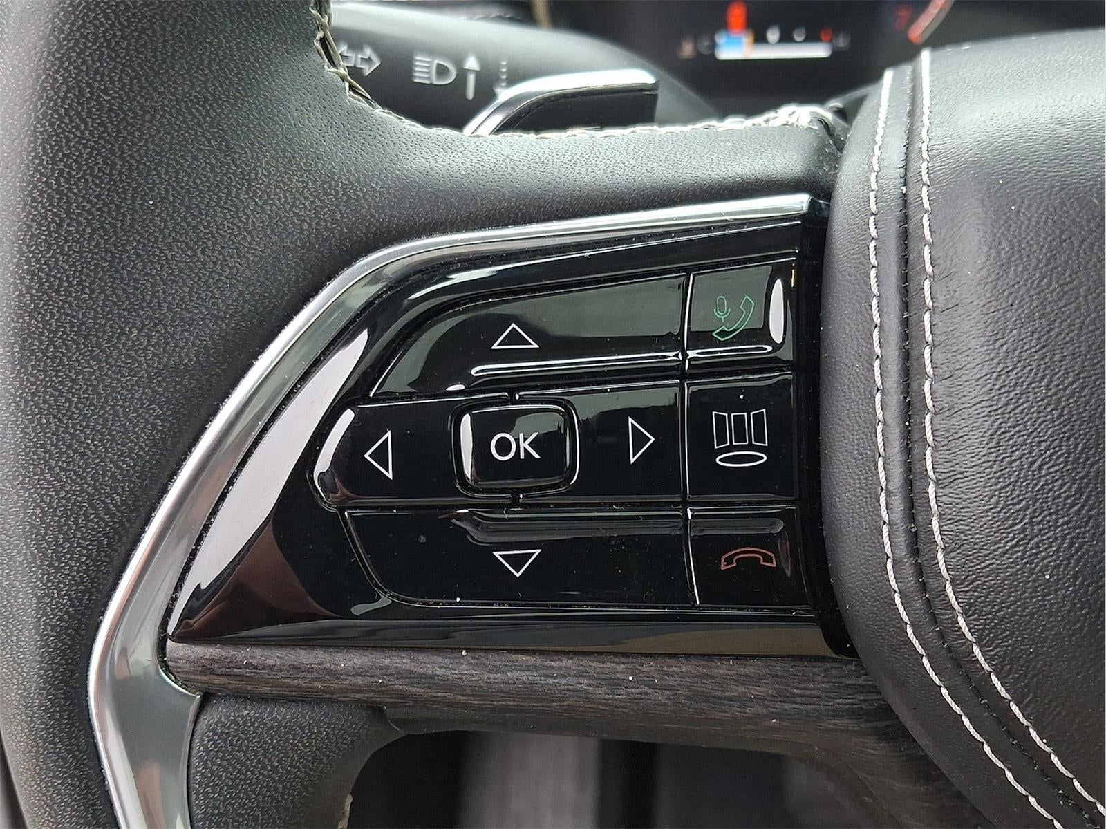 2023 Jeep Grand Cherokee Overland