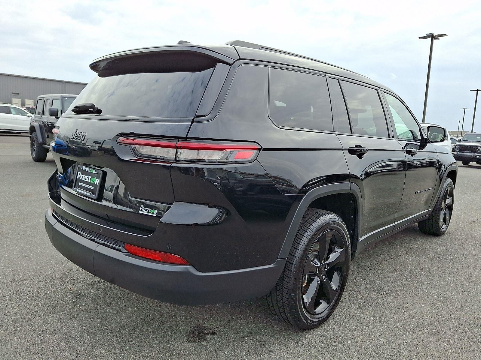 2022 Jeep Grand Cherokee L Altitude