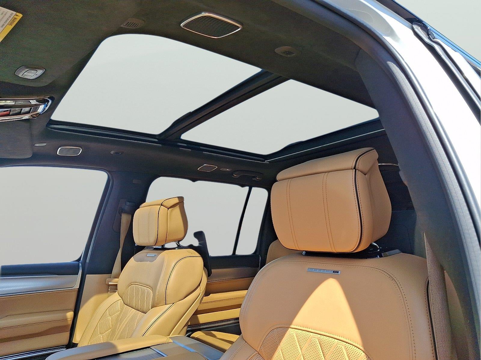 2022 Jeep Grand Wagoneer Series III