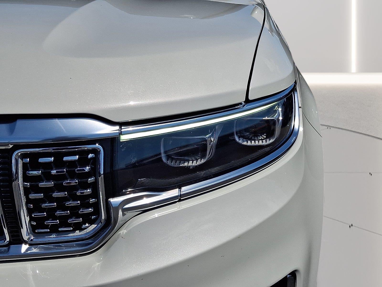 2022 Jeep Grand Wagoneer Series III
