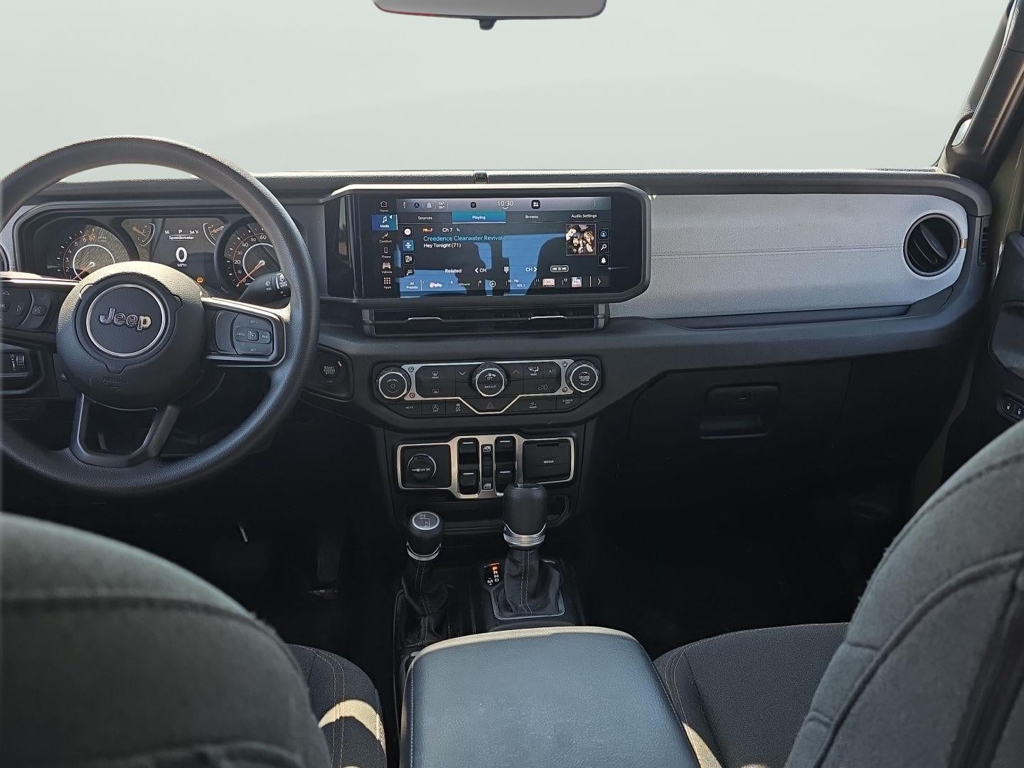 2026 Jeep Gladiator Sport