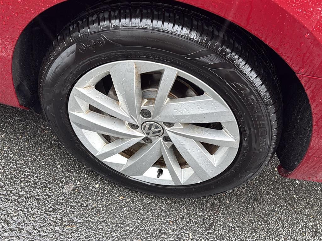 2018 Volkswagen Passat 2.0T SE