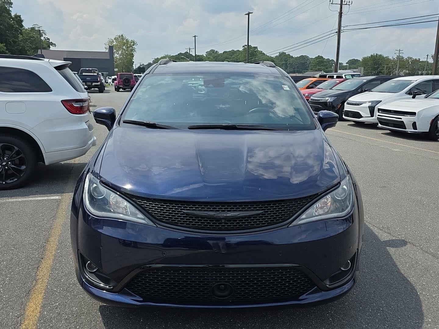 2019 Chrysler Pacifica Touring L