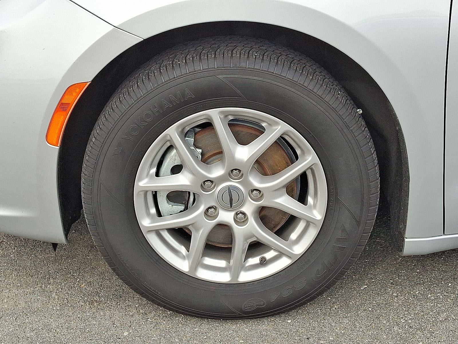 2024 Chrysler Pacifica Touring L