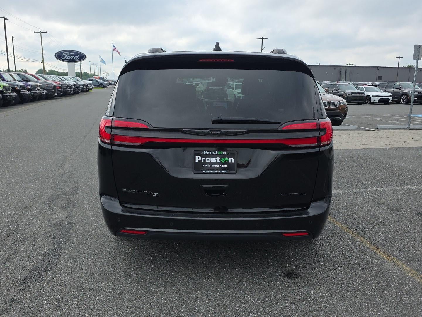 2025 Chrysler Pacifica Limited