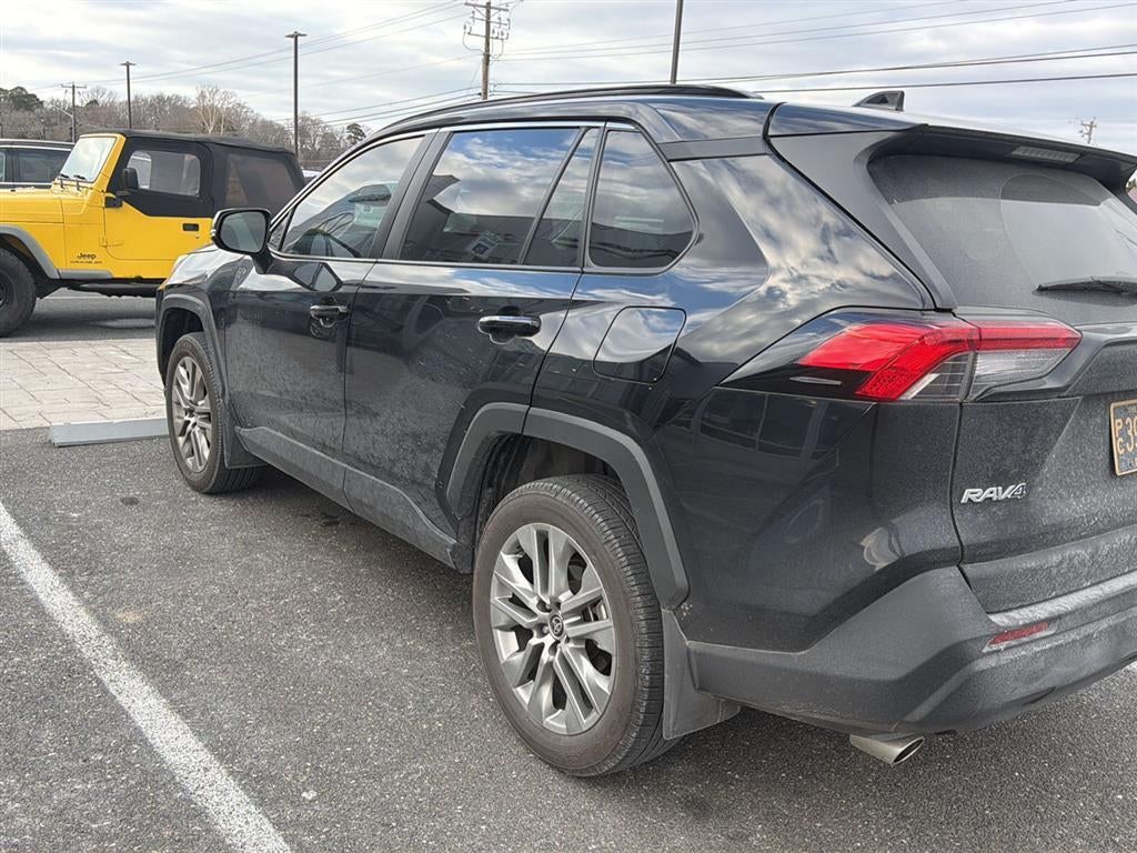 2024 Toyota RAV4 XLE Premium