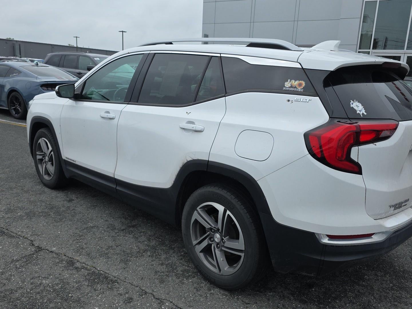 2020 GMC Terrain SLT