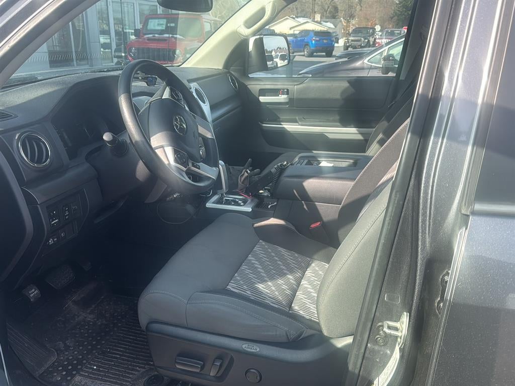 2018 Toyota Tundra SR5