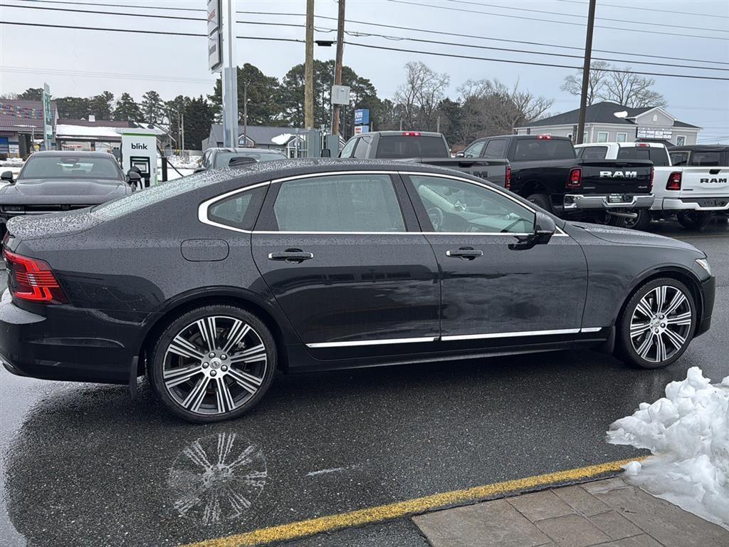2022 Volvo S90 Inscription B6