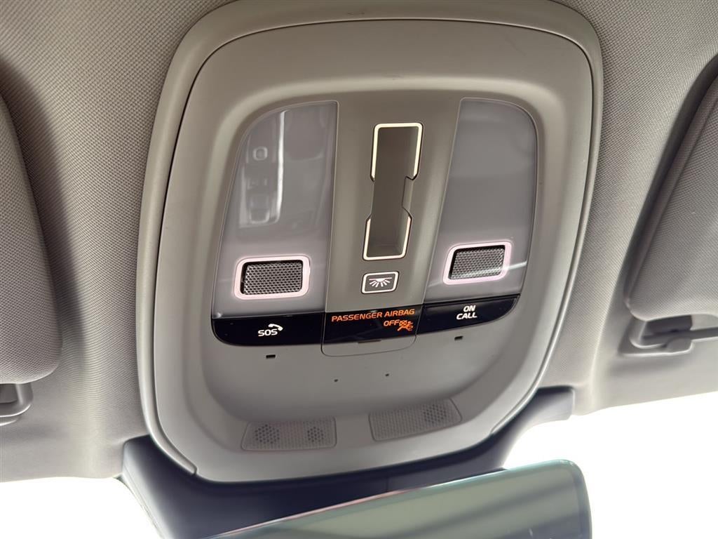 2022 Volvo S90 Inscription B6