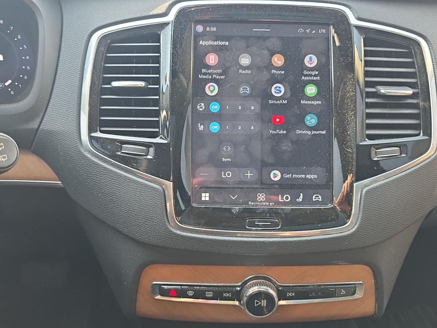 2023 Volvo XC90 B5 Plus