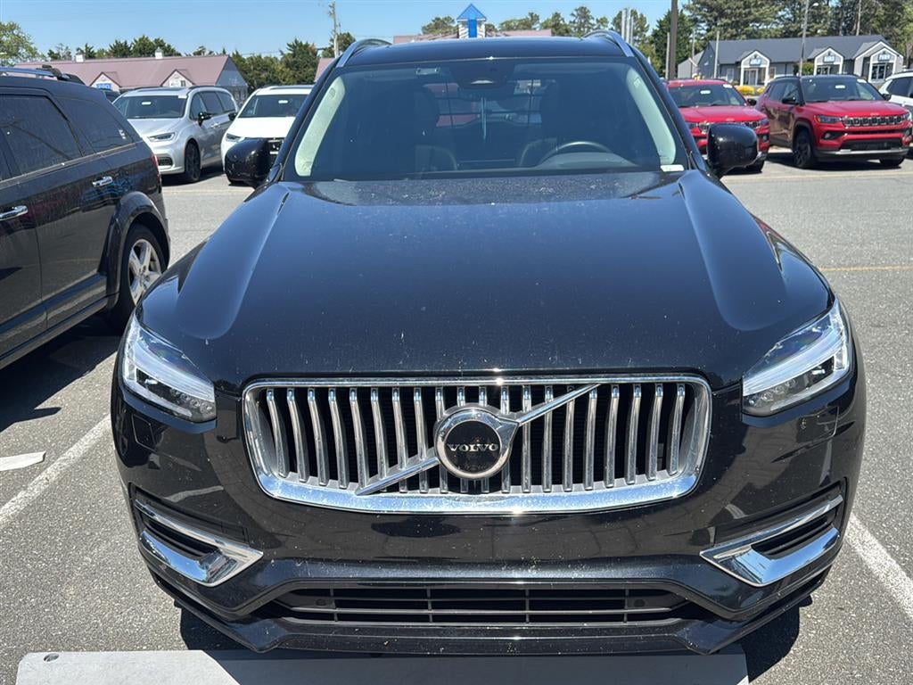 2023 Volvo XC90 Plus