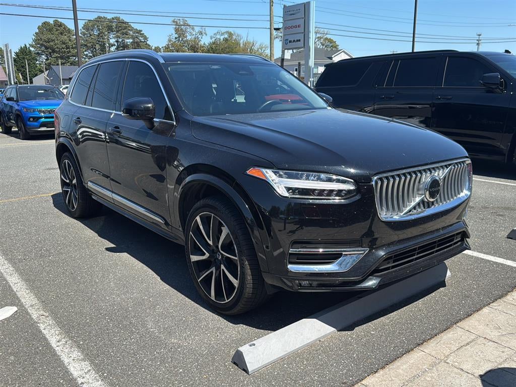 2023 Volvo XC90 Plus