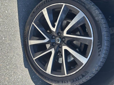 2023 Volvo XC90 Base