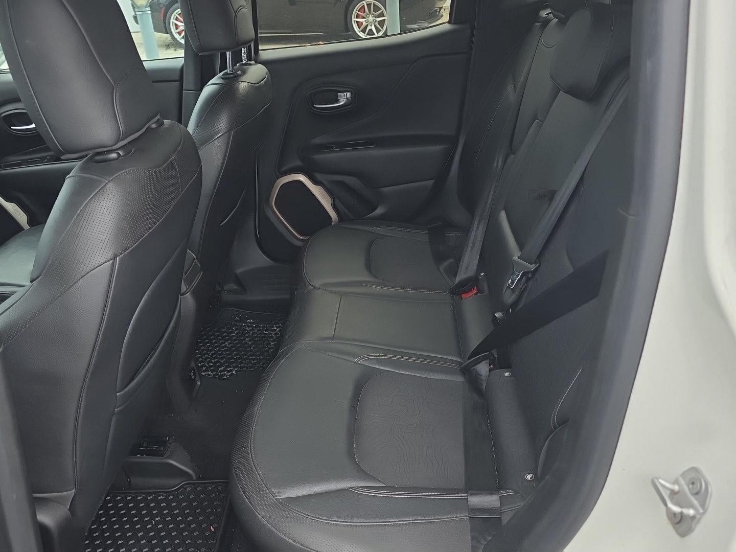 2017 Jeep Renegade Deserthawk