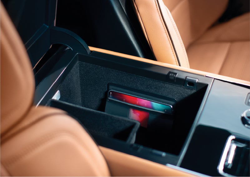 The interior of a 2023 Lincoln Aviator® Black Label model is shown in the Flight theme | Boulevard Lincoln in Millsboro DE