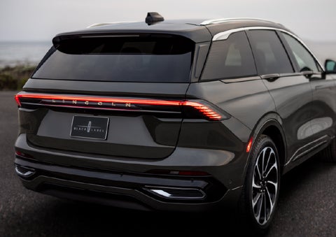 The rear of a 2025 Lincoln Black Label Nautilus® SUV displays full LED rear lighting. | Boulevard Lincoln in Millsboro DE