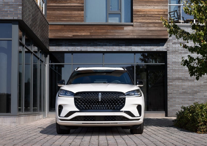 The front of a 2026 Lincoln Aviator® SUV is shown. | Boulevard Lincoln in Millsboro DE