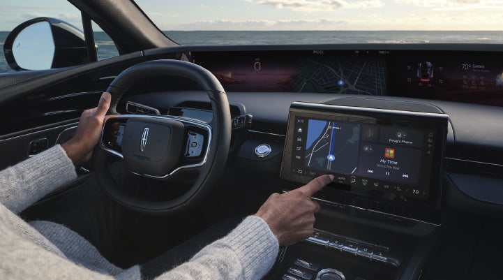 The driver of a 2026 Lincoln Nautilus® SUV interacts with the new Lincoln Digital Experience. | Boulevard Lincoln in Millsboro DE