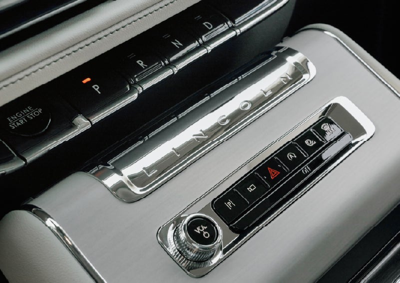 The piano key gear selector of a 2027 Lincoln Aviator® Back Label™ SUV. | Boulevard Lincoln in Millsboro DE