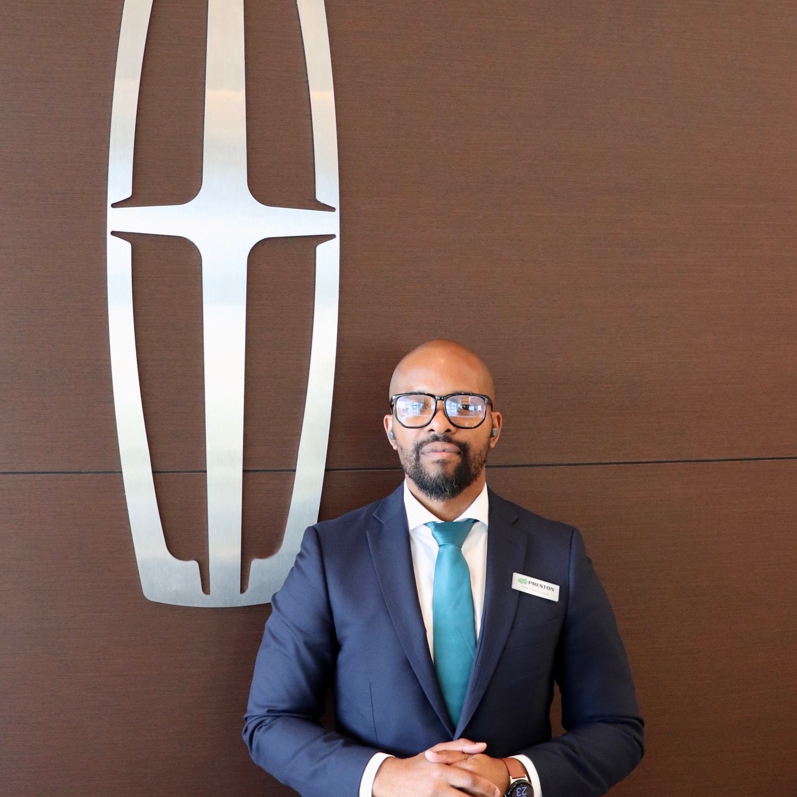 Robert "Obi" Onyeador